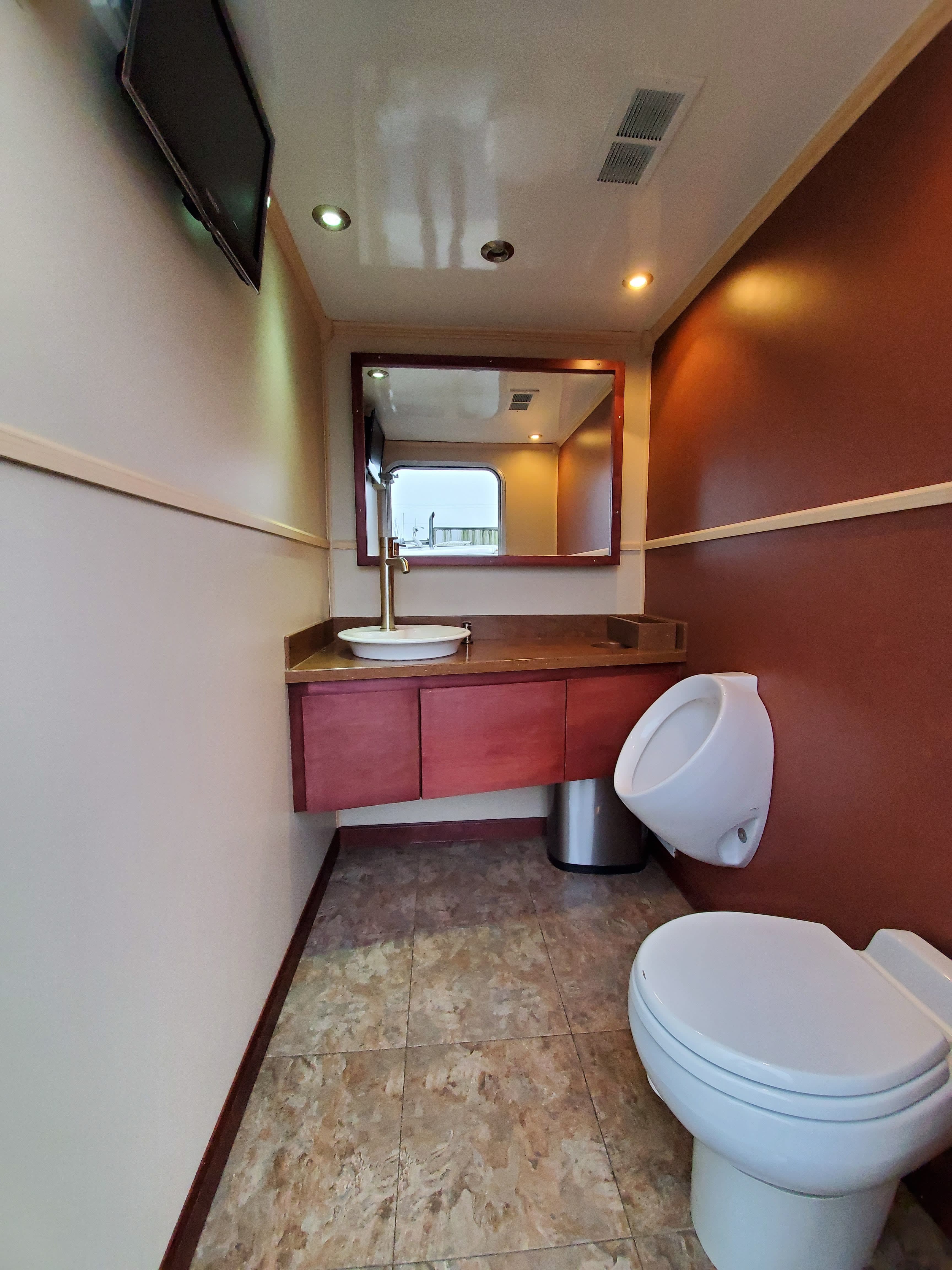 Sunrise Washroom Rentals