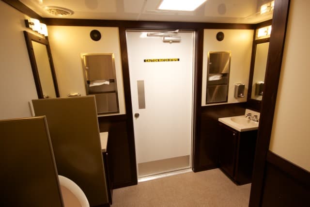 Ampot Portable Toilets photo 7