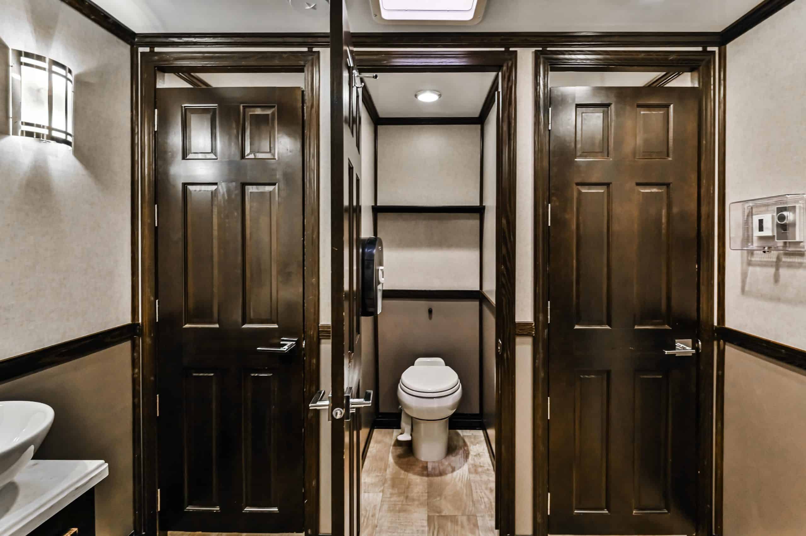 Toilette-Mobile Star Suites photo 10