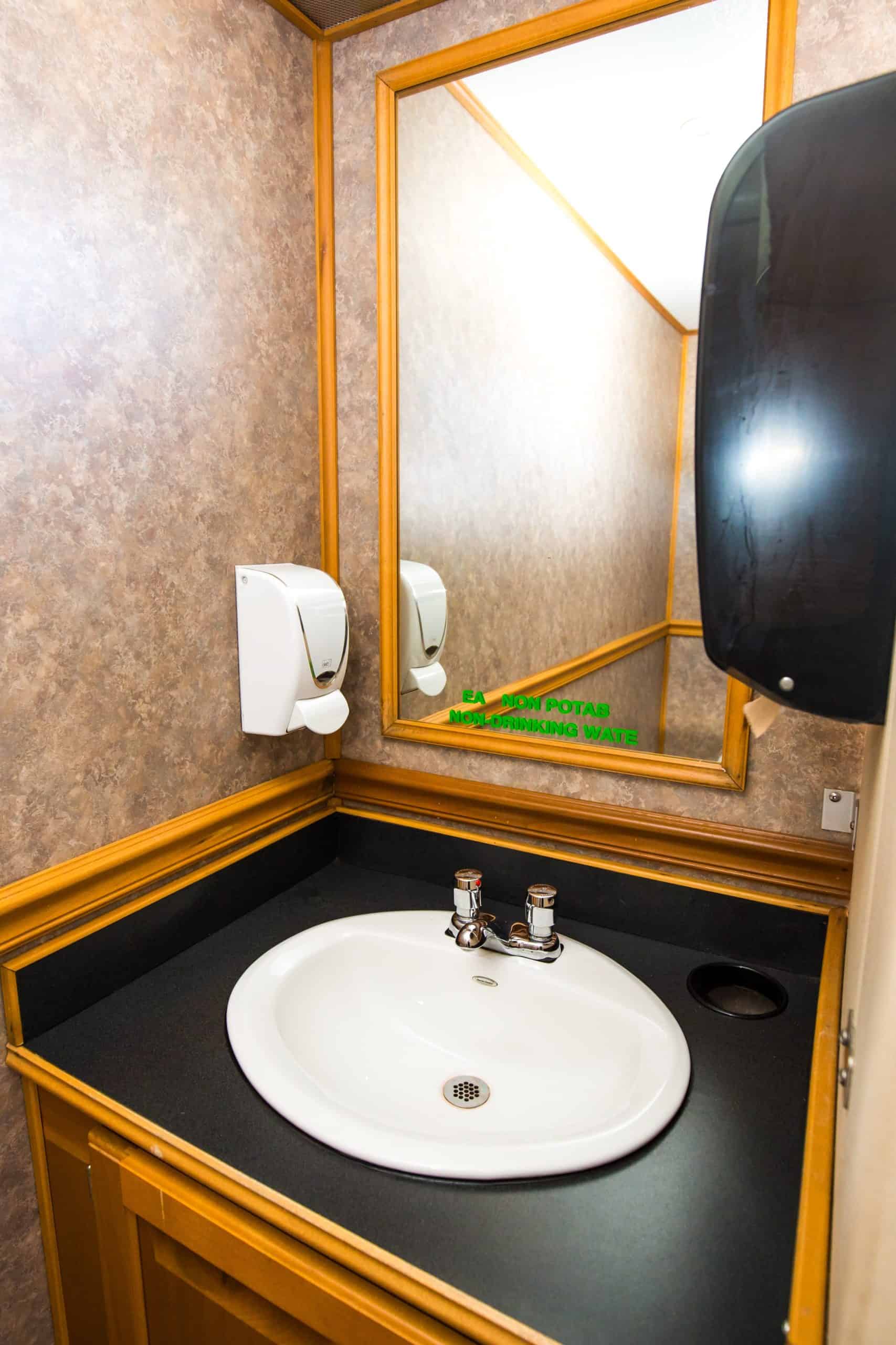 Toilette-Mobile Star Suites photo 34