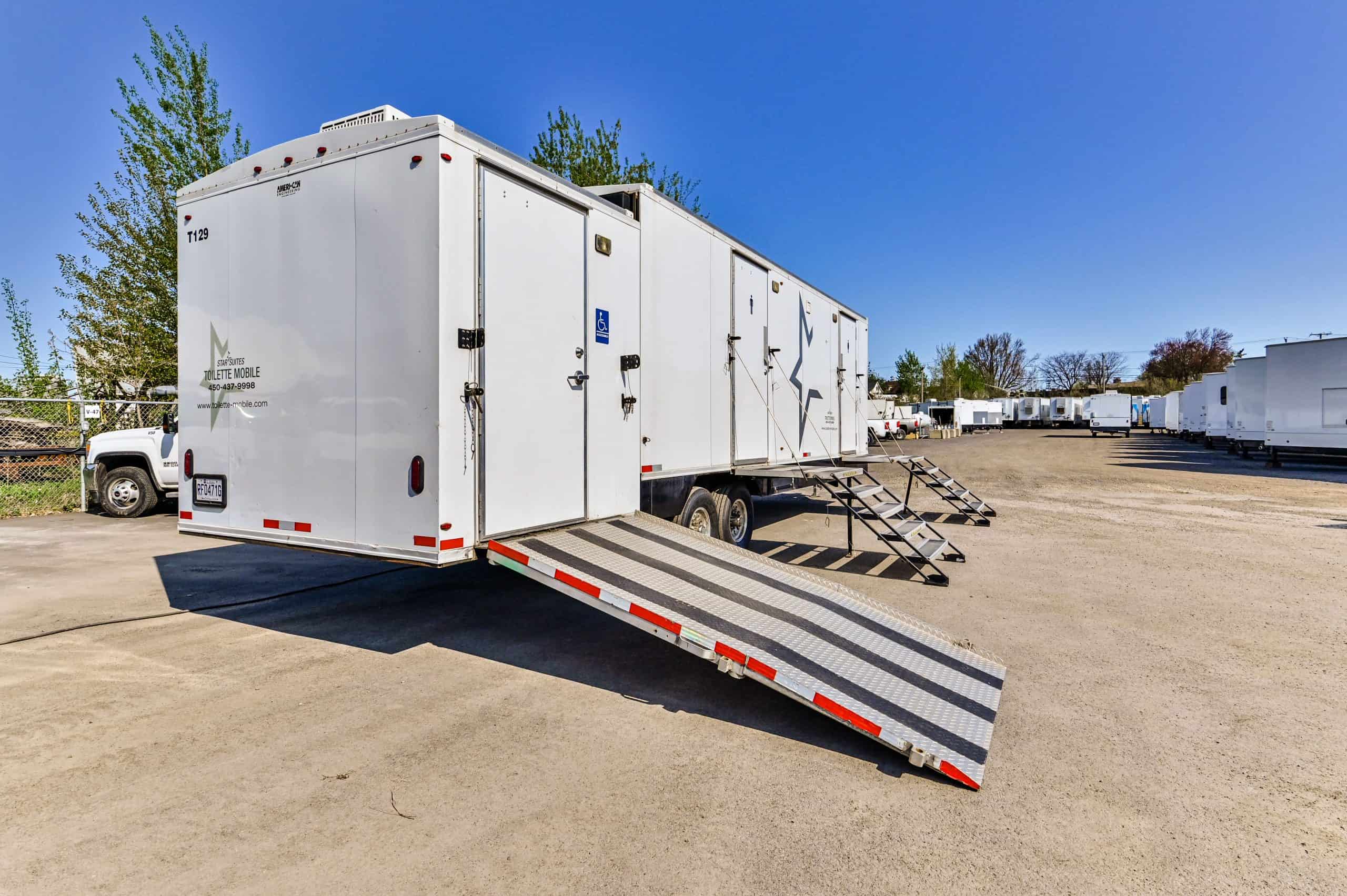 Toilette-Mobile Star Suites photo 2