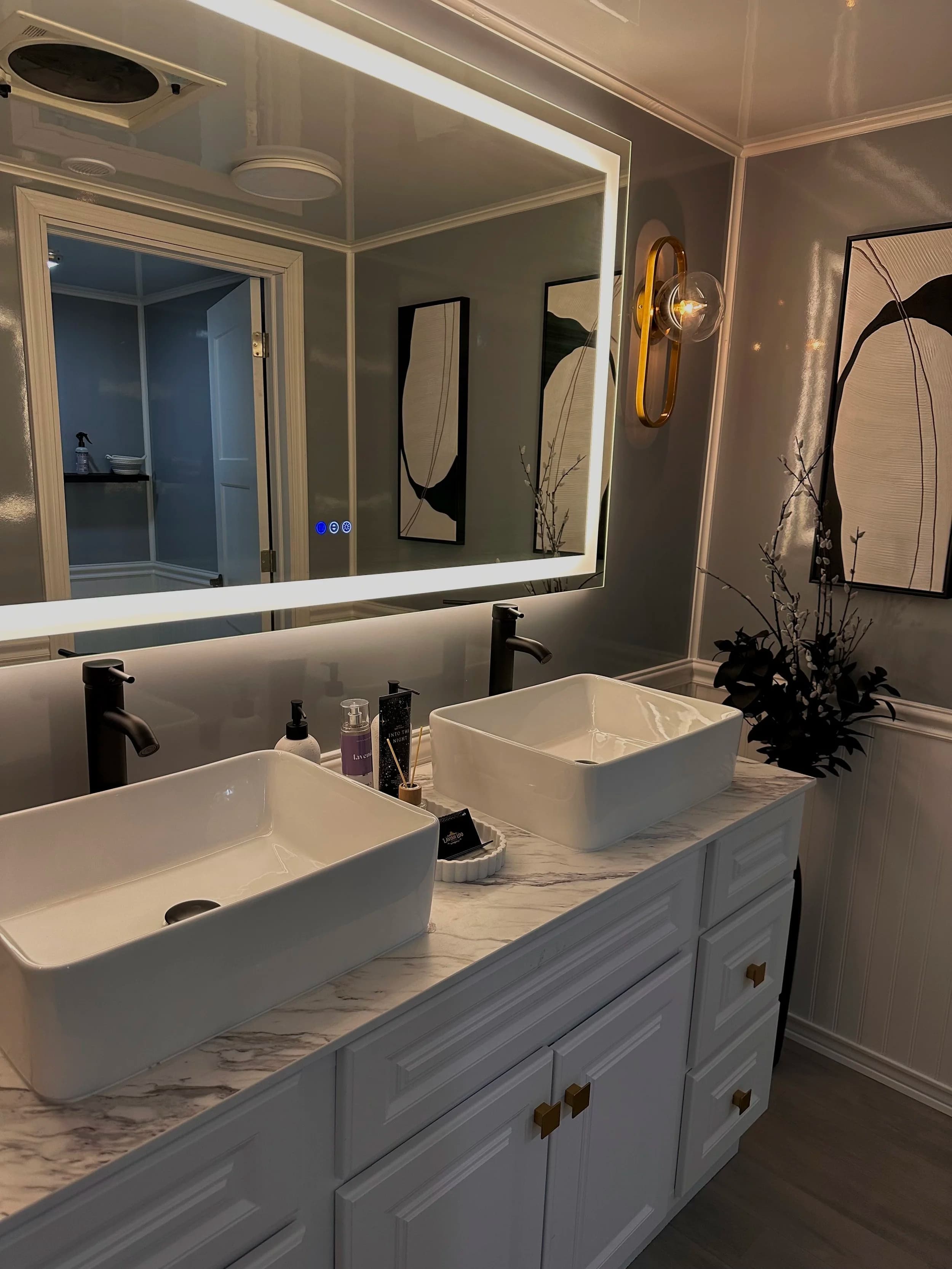 Lavish Loo Rentals photo 10